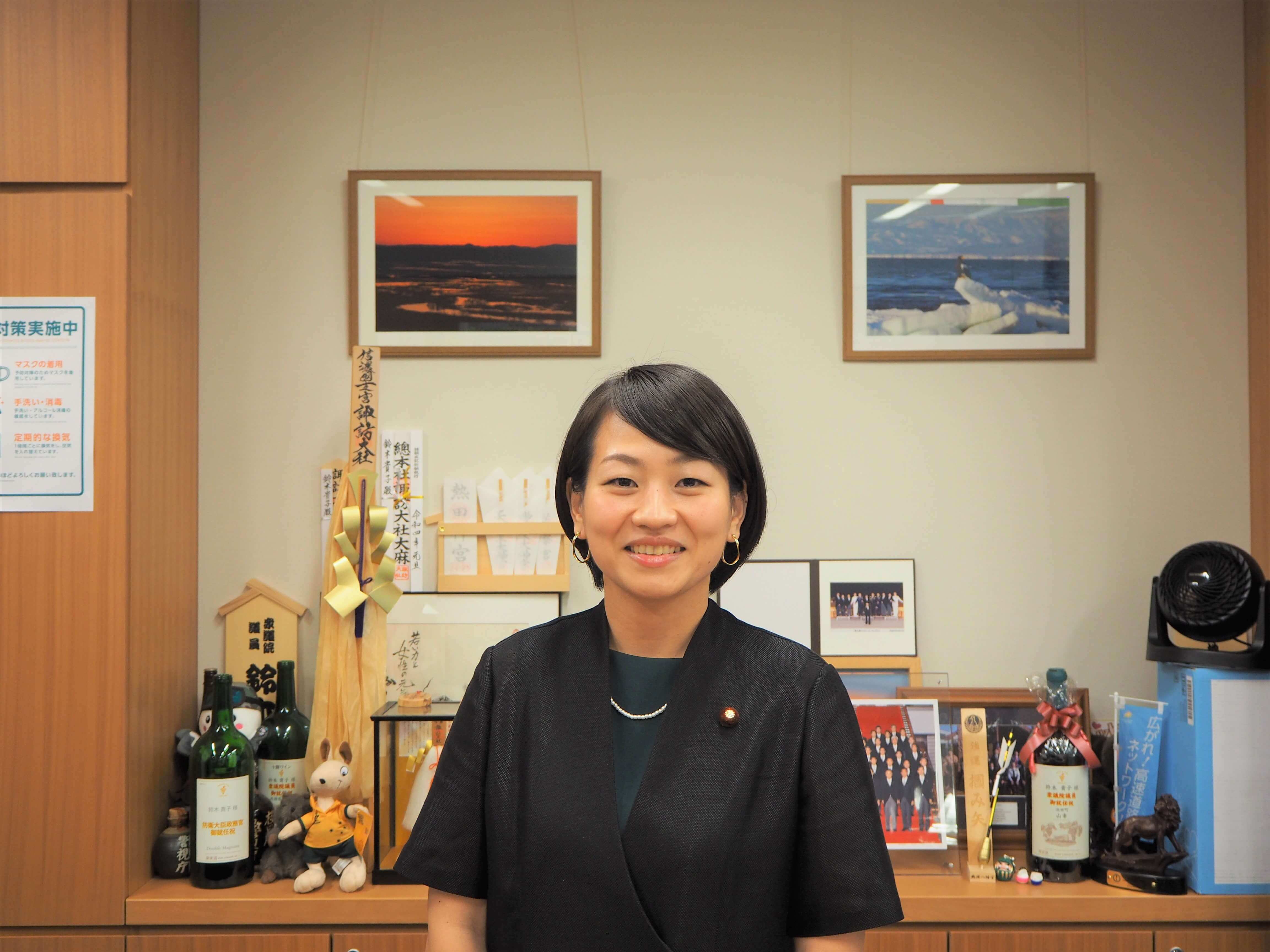 鈴木 貴子 