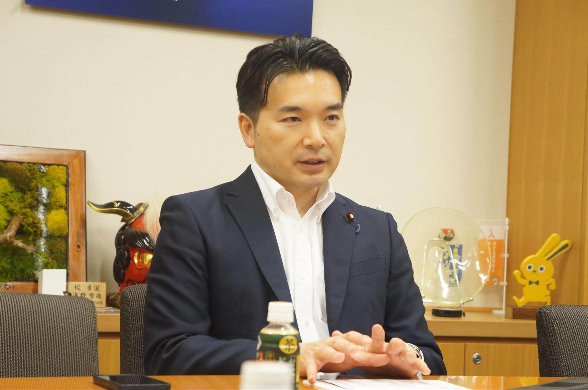 浅野哲議員インタビュー